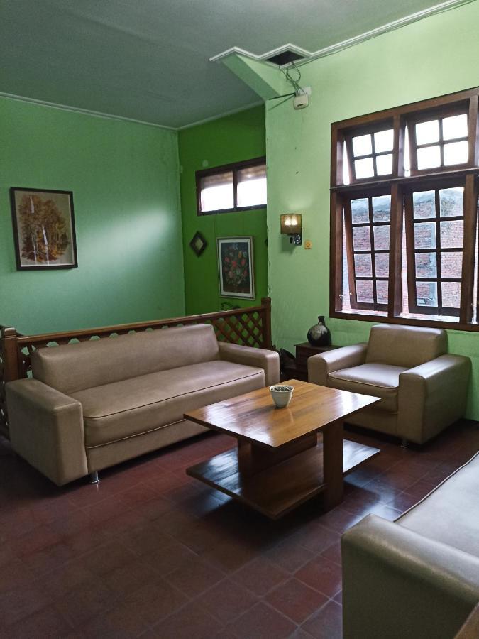 Sartika Hotel Prawirotaman Yogyakarta Exterior foto