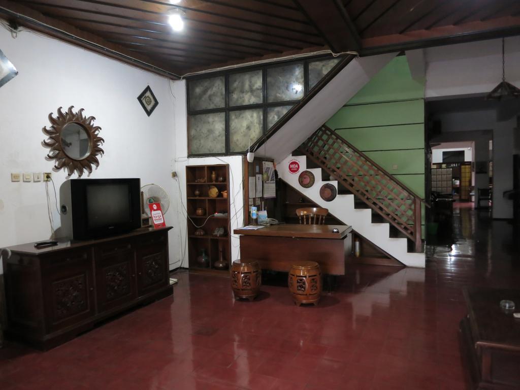 Sartika Hotel Prawirotaman Yogyakarta Exterior foto