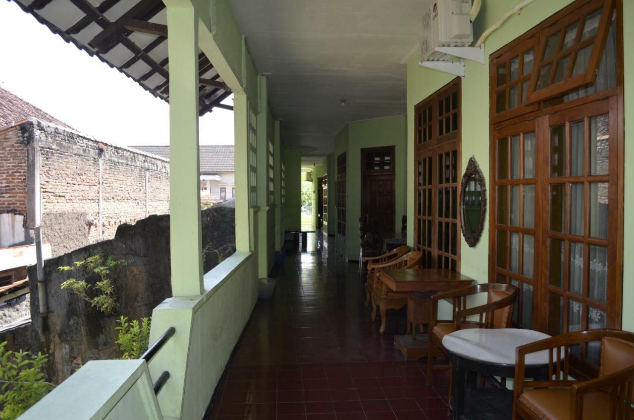 Sartika Hotel Prawirotaman Yogyakarta Exterior foto